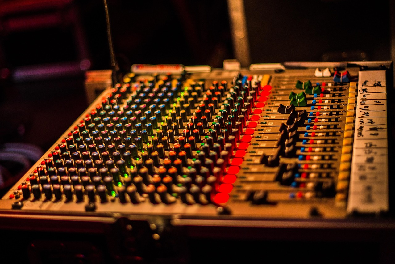 刷360手机网站优化排名：移动端SEO的特殊算法应对技巧